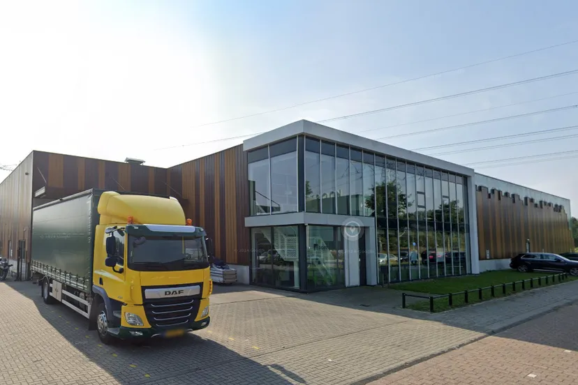 Screenshot_20251106_162326