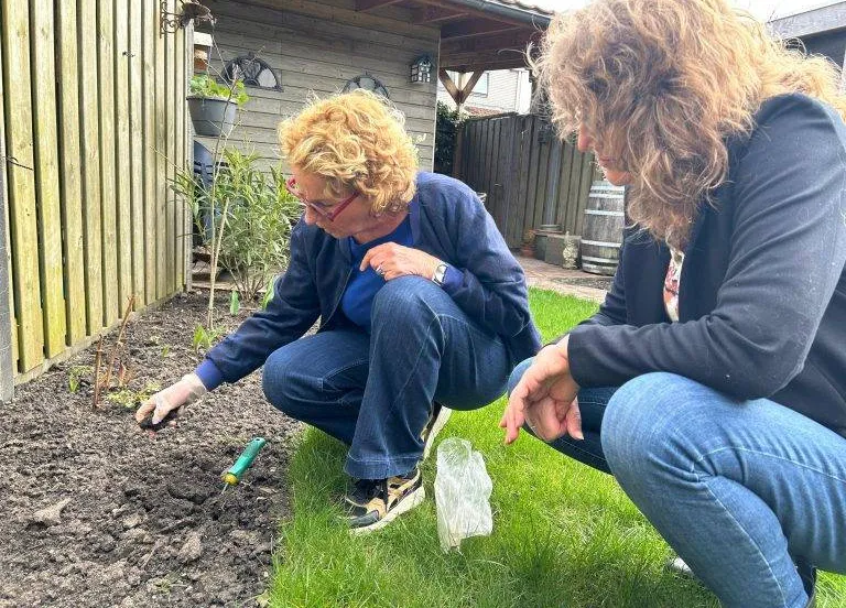 Tuinrangers-Jannie-en-Carola-768x576