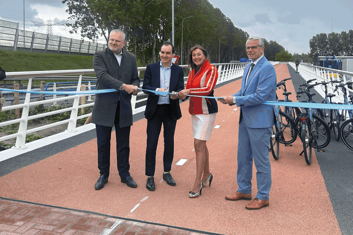 Slideshow opening eendenpullenbrug