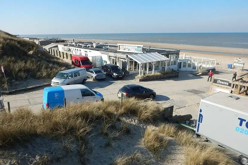 Strandpaviljoens_Castricum 2020_Castricum, paal 44.840, PVJ 'Zeezicht'