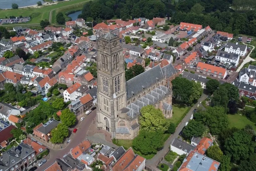 shutterstock 2158357909