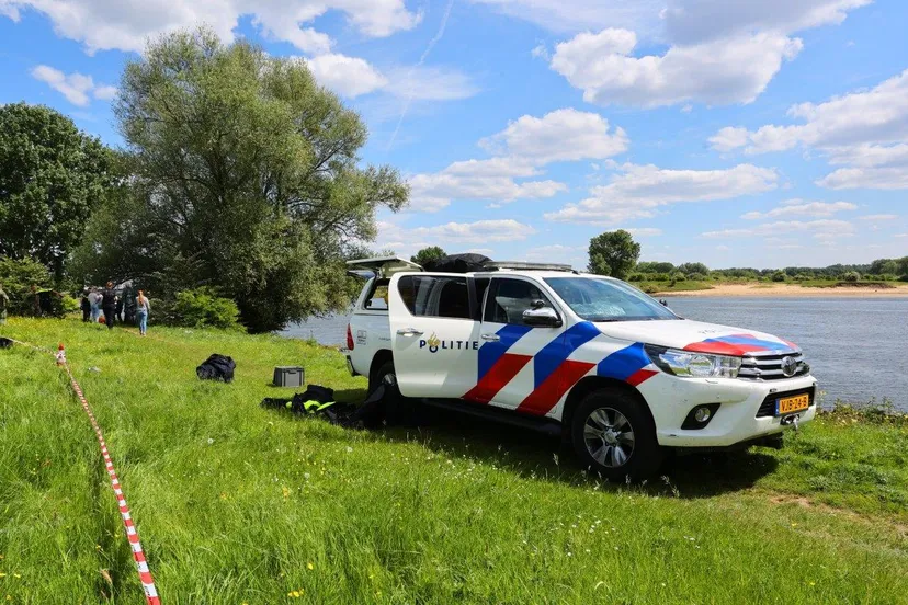 2025 05 08 meesters multi media fotos dode in maas tussen den bosch en hedel5
