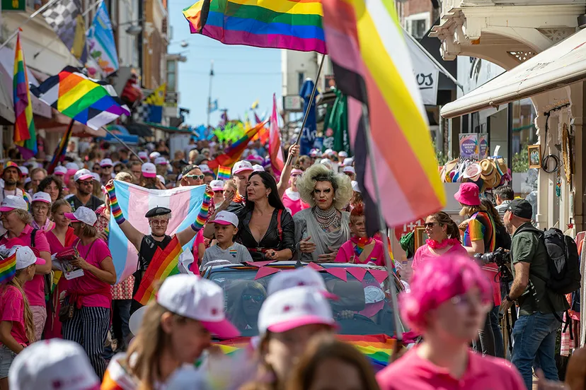 20220801 pride beach 18