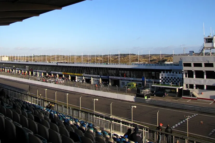 circuit park zandvoort paddock sarah kudling wikipedia cc by sa 30