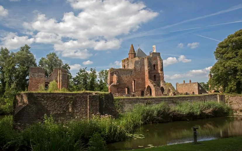 i5a1326 brederode 915x518 1