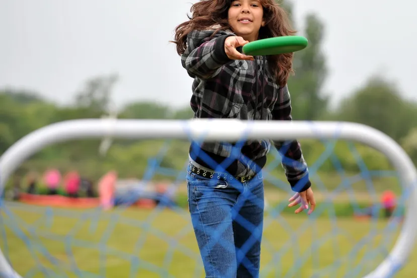 js frisbee 5696 jeugd sport fonds aangeleverd