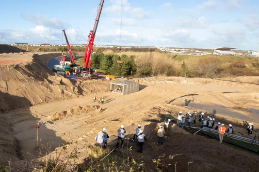 mammoet hijsdiensten als partner bij dutch grand prix chris schotanus essay produkties