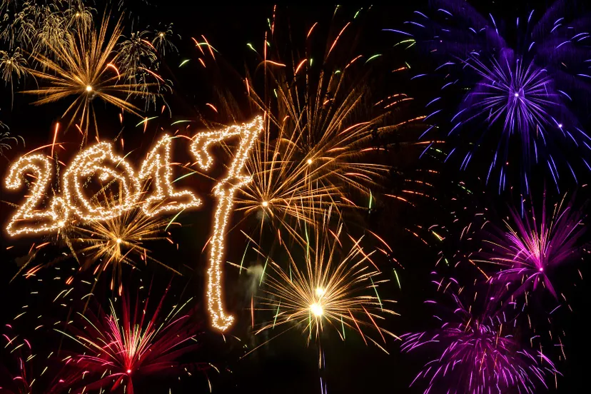 new years eve 1664737 1920 pixabay cc0 public domain