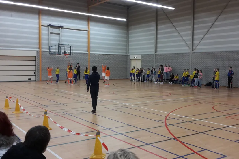 oranje nassauschool scoort bij de meisjes jaap koper