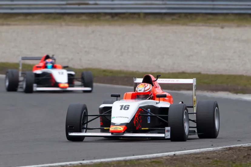 persbericht pinksterraces2016 pre 1 essay