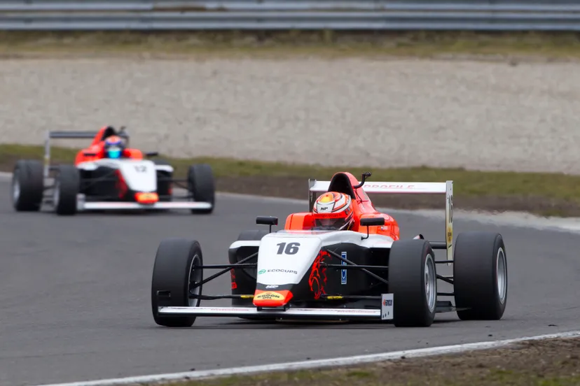 persbericht pinksterraces2016 pre 1 essay