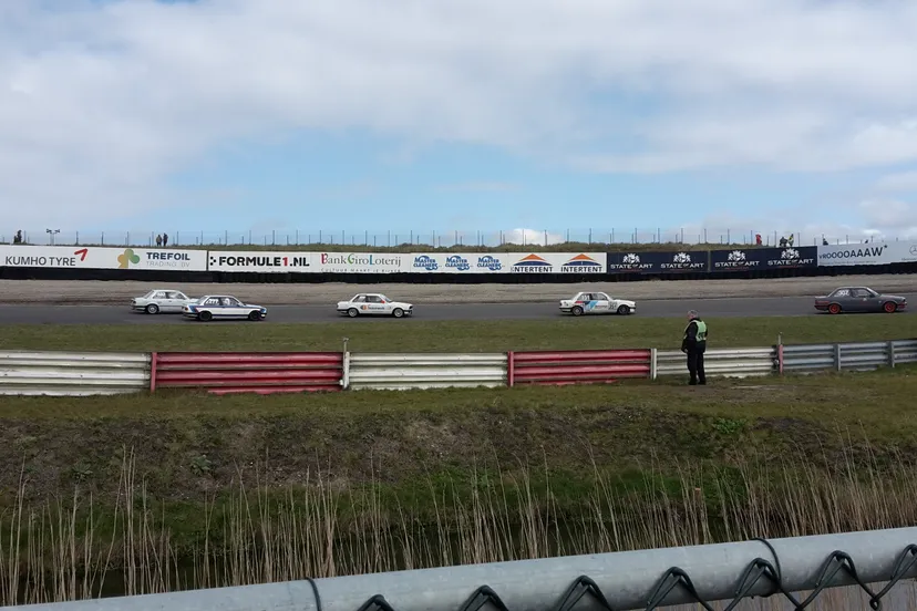 startveld bmw e30 cup