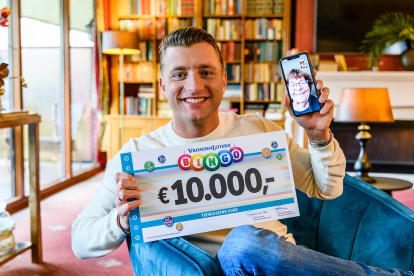 vriendenloterij ambassadeur jan versteegh verrast ietje uit zandvoort middels een videogesprek