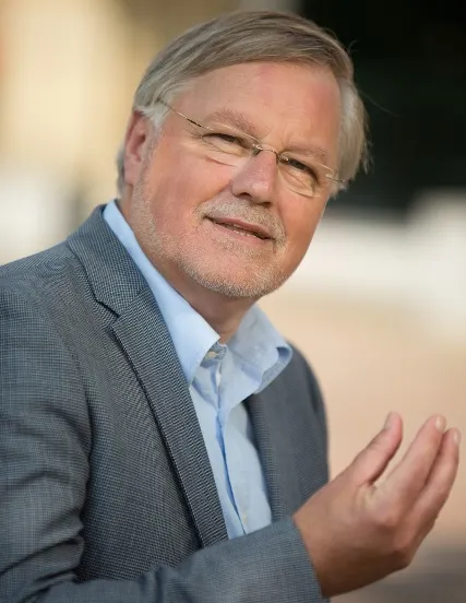 willem van den berg interim gemeentesecretaris bij de gemeente zandvoort webpagina communicatie gemeente zandvoort