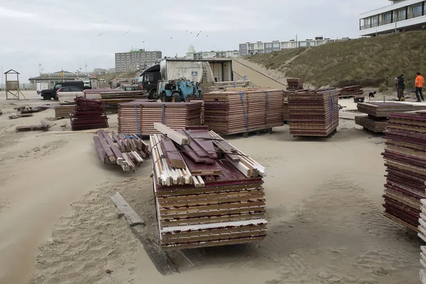 wim meijer fotografie 5i5a0070 zandvoortse strandpaviljoens in opbouw 1024x585