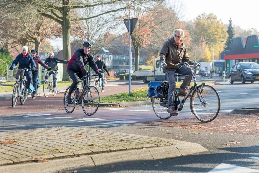 04 b beeld bij persbericht fietsactiviteiten voor senioren in zandvoort okt 24