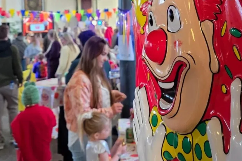 Kopie van Carbón y Beige Moderno Foto Diario Banner para YouTube (10)