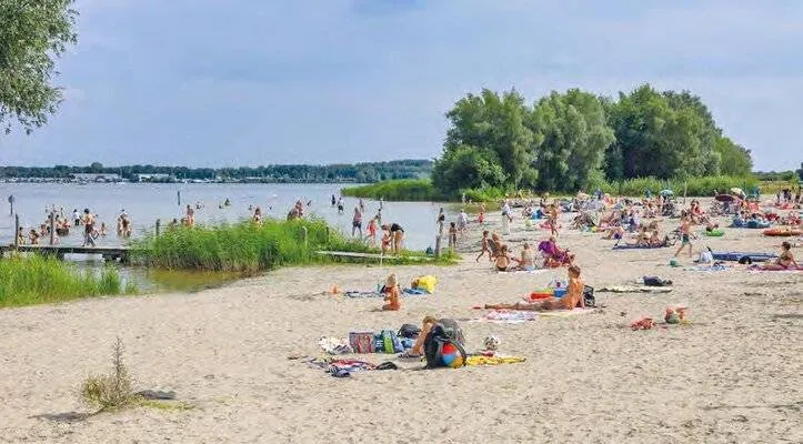 foto petitie zeewolde indieners petitie