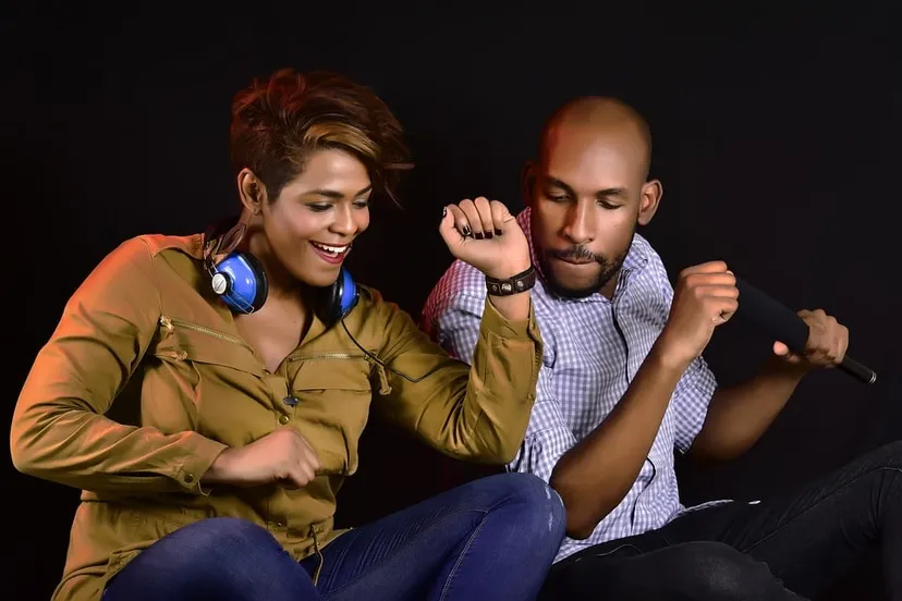 adult 3086307 960 720