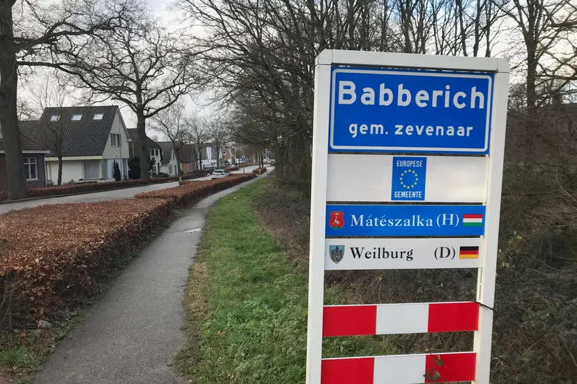 babberich plaatsnaambordje img 1755 scaled