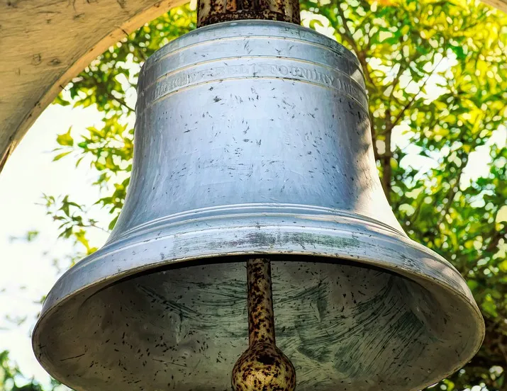 bell 4880390 960 720