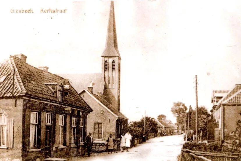 kerkstraat martinuskerk 001