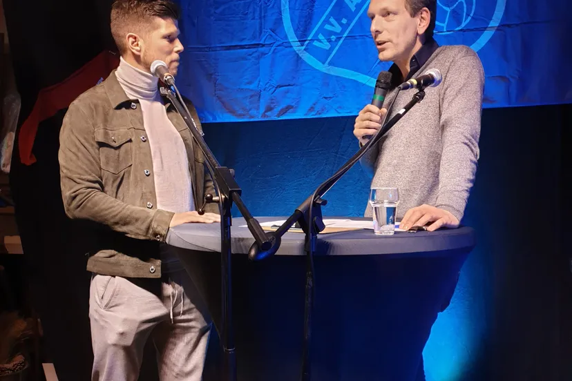 klaas jan hunterlaar en peter van zadelhoff tijdens voebalcaf def foto rechten vrij beschikbaar gesteld door roy kappert