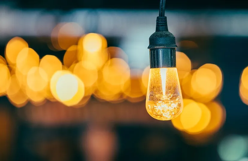 light bulb 4297386 960 720