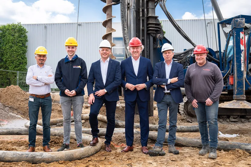 phoenixcontact 1e paal 1000px forweb2