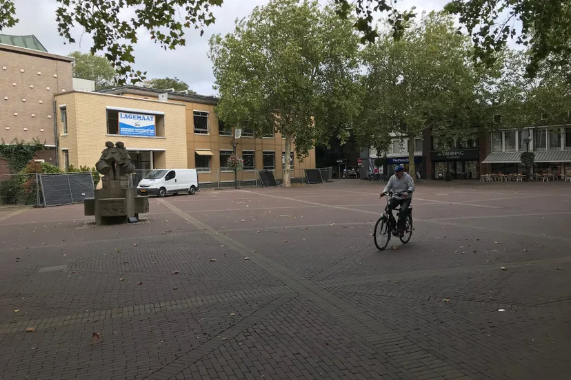 raadhuisplein img 0147