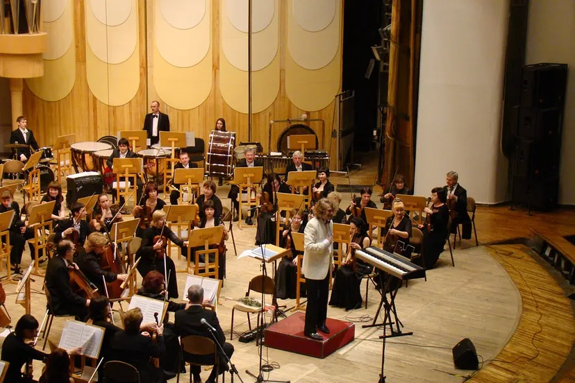 symphony orchestra 183612 960 720