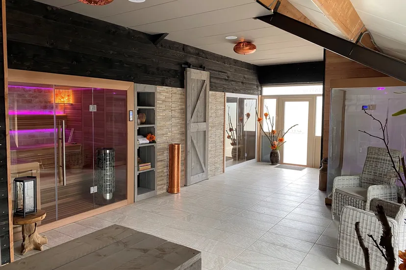 waalhoeve wellness plein 60m2