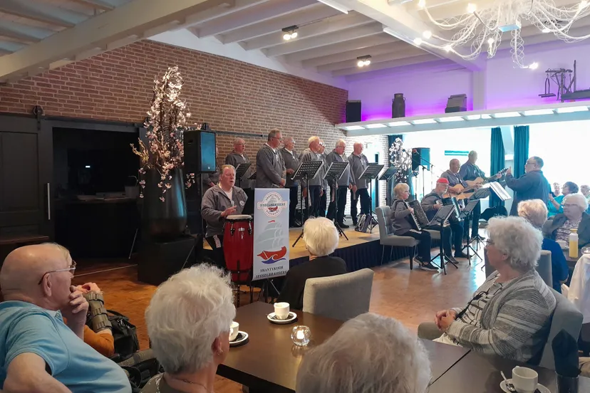 zonnebloemklein 20230608 140515