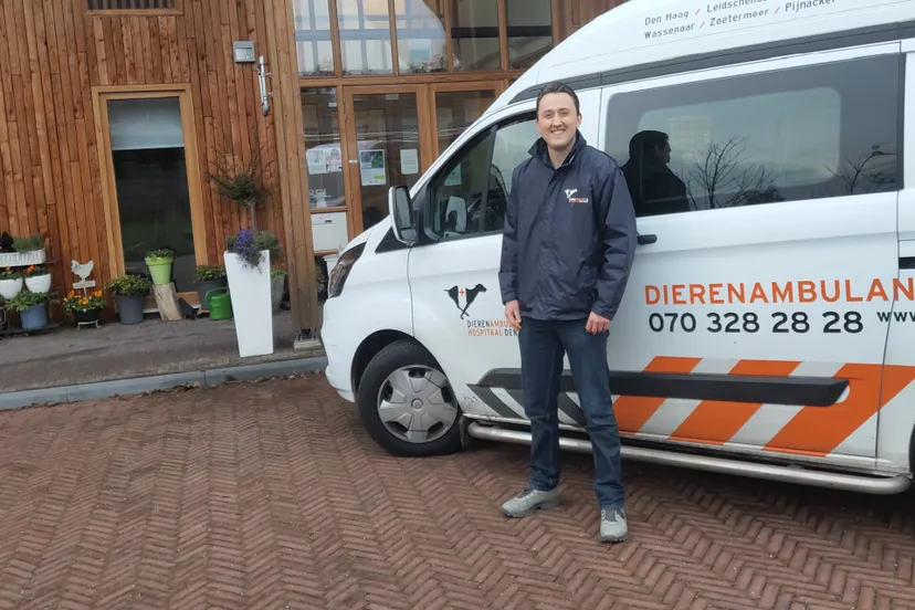 angelo rens nieuwe directeur dierenambulance den haag scaled