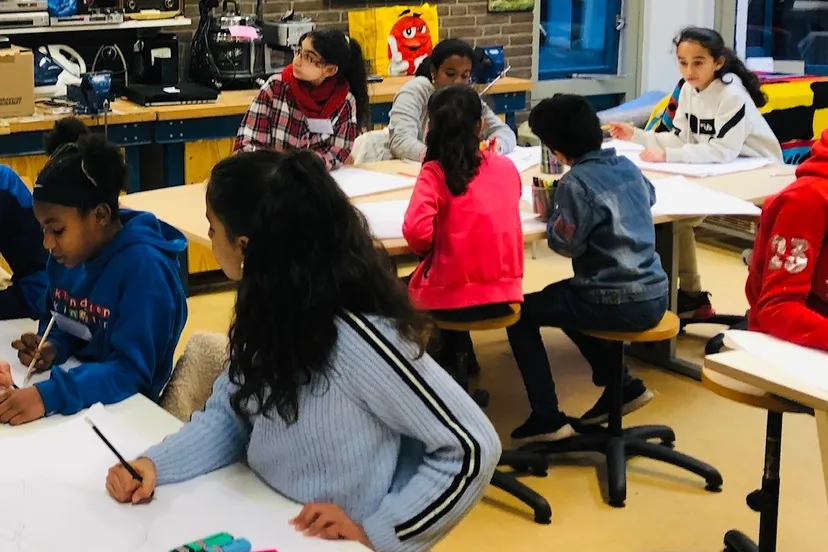 kinderen talentenacademie aan de slag met industrieel productontwerp fotograaf stichting piezo