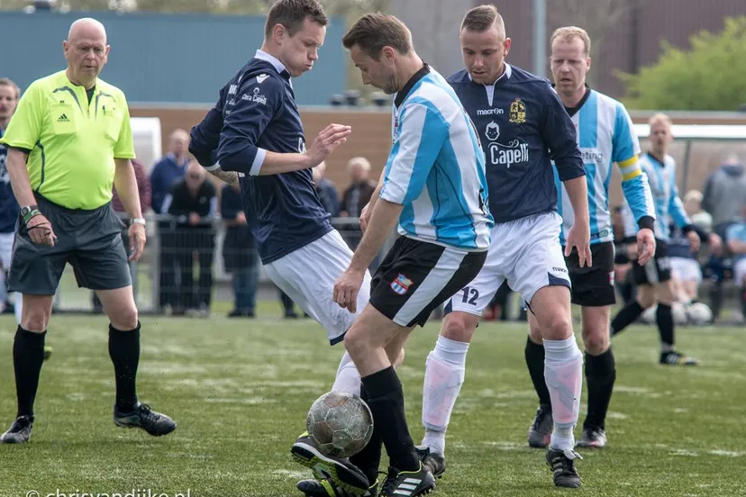 mark bakker is een van de spelers die uit zal komen voor oud sv oosterheem