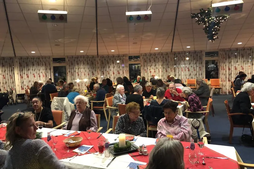 pvv zoetermeer ouderendiner 323262