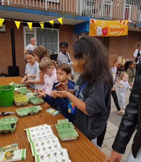 talentenacademie doet mee aan burendag 1 fotograaf stichting piezo