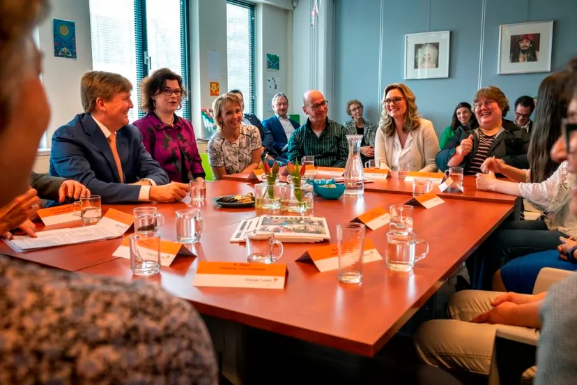 003 bezoek zmk aan stg jong perspectief en humanitas zoetermeer17041