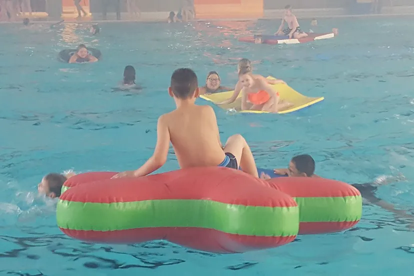 171017 foto zwemmiddag junis en de drie ballonnen