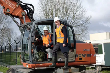 20190325 voetgangersbrugdip450