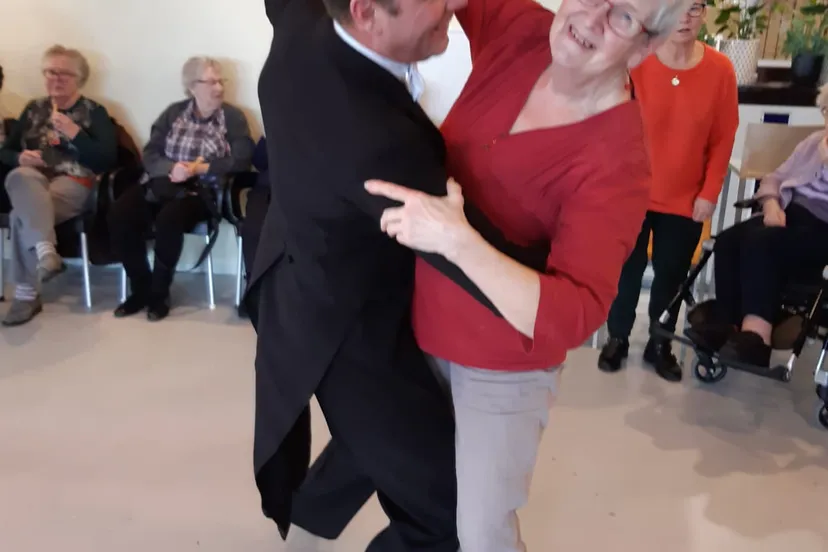 ballroom dans wijkbewoner