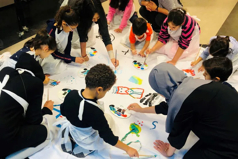 creatieve vrijdagmiddag in palenstein voor kinderen en ouders foto stichting piezo