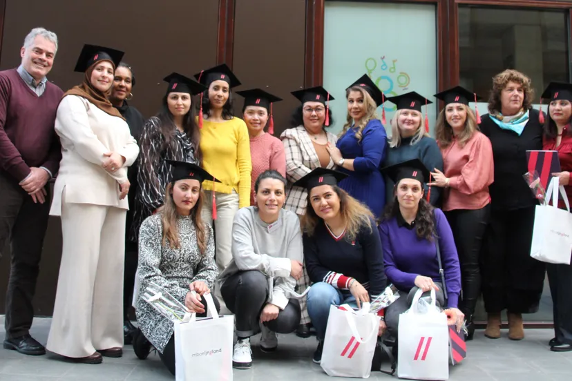 een mbo2 diploma voor deze deelnemers van stichting piezo fotograaf marja de laaf