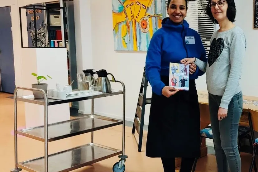 gastvrouw piezo ambachtenwerkplaats foto stichting piezo