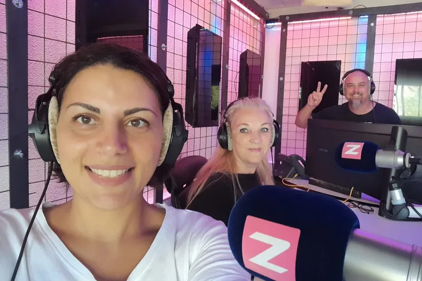 gioia piezo en jacqeline stadstheater vertellen bij studio zfm over het food en film festival foto stichting piezo