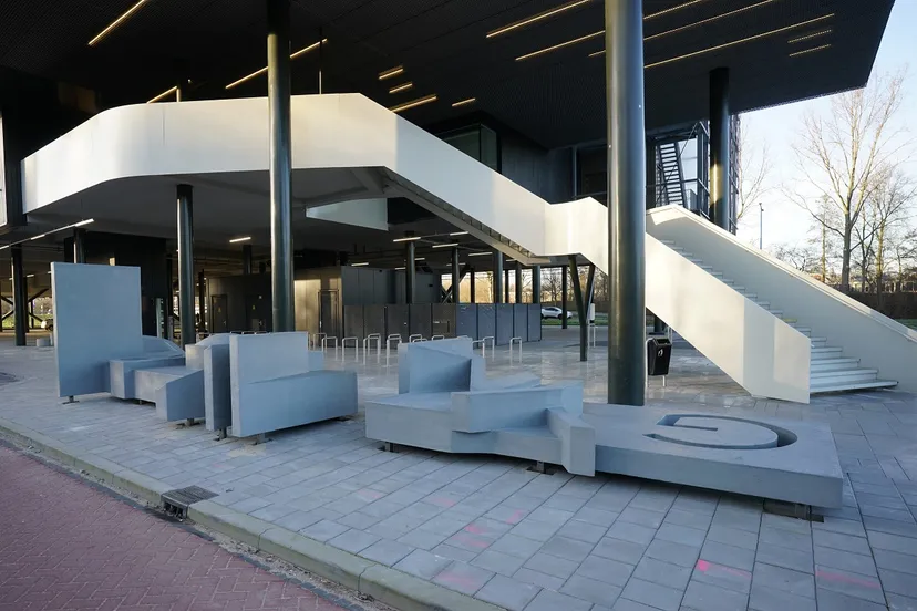 gymworld kunstwerk letterbeeld 1