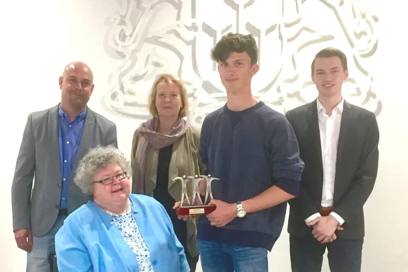 jeroen oorthuis winnaar scholierendebat mborijnland 2019193681