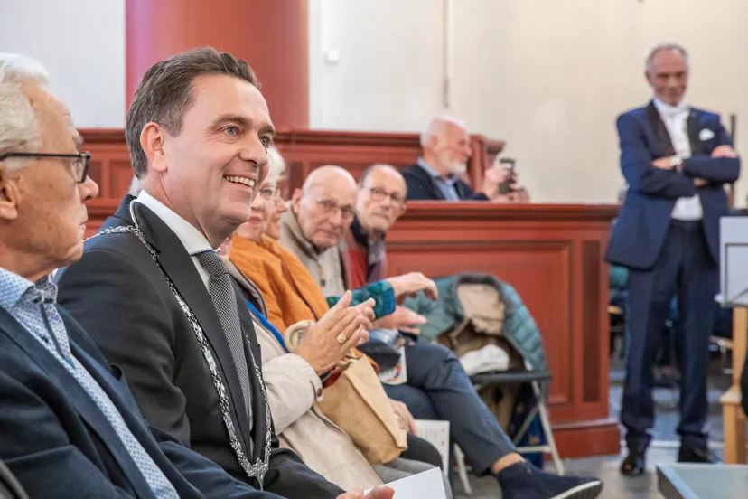 jubileum zoetermeers dameskoor burgemeester michel bezuijlen