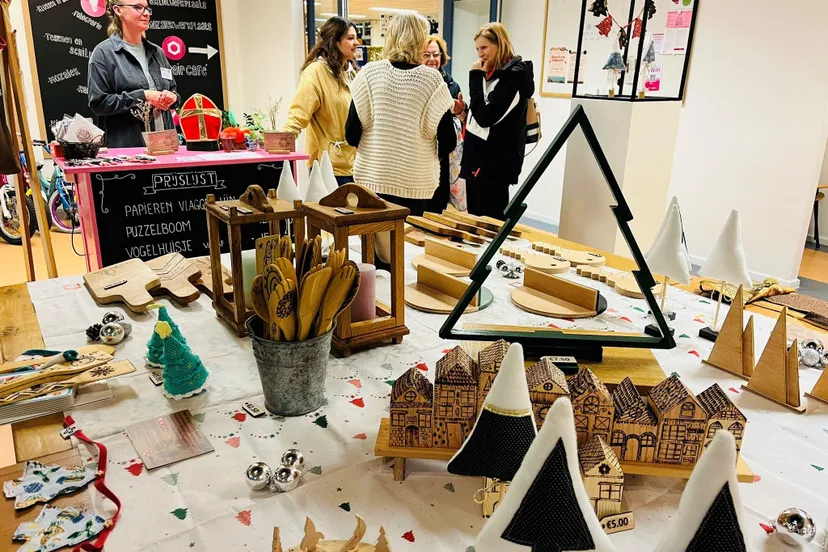 mooie kerstspullen te koop bij de piezo ambachtenwerkplaats foto stichting piezo